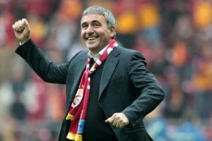 Hagi teknik direkt&ouml;rl&uuml;ğe geri d&ouml;nd&uuml;!