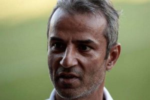 "Futbol oynamaya &ccedil;alışan bizdik"