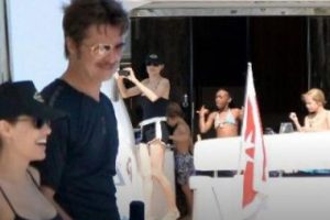 Angelina Jolie ile Brad Pitt balayında...