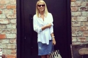 Burcu Esmersoy: Sevgili g&ouml;mleğinin hastasıyız...