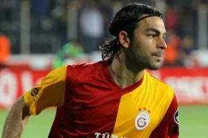 Galatasaraylı taraftarların Sel&ccedil;uk İnan tepkisi!