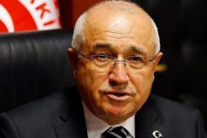 "Kendilerini T&uuml;rkiye'nin yerine koysunlar"
