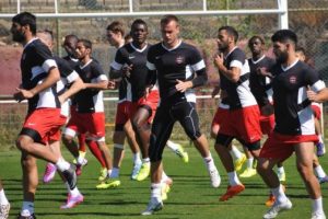 "Fenerbah&ccedil;e'den puan almak istiyoruz"