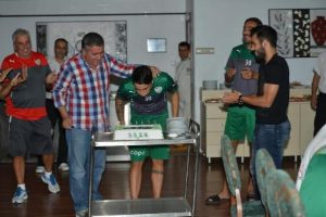 Josue'ye s&uuml;rpriz doğum g&uuml;n&uuml; kutlaması