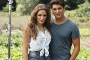 Serenay Sarıkaya'dan &Ccedil;ağatay Ulusoy a&ccedil;ıklaması...