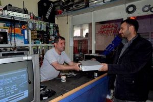 Uzaydaki değişiklik esnafı g&uuml;ld&uuml;rd&uuml;