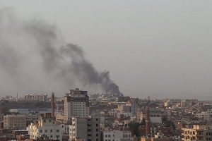 Yemen resmi televizyonu binasına saldırı