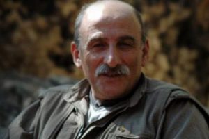 Duran Kalkan Barzani'ye ateş p&uuml;sk&uuml;rd&uuml;!