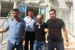 İki kardeşi 'dalga ge&ccedil;tikleri' i&ccedil;in vurmuş