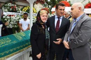 İlhan S&ouml;yler son yolculuğuna uğurlandı