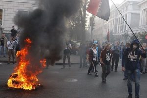 Ukrayna'daki &ccedil;atışmalarda 3 bin 245 kişi &ouml;ld&uuml;