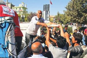 'Bir afet de biz yaşatıyoruz'