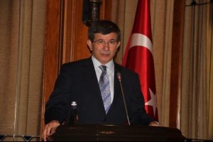 &Uuml;niversitelilere ders verecek
