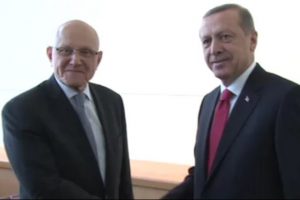 L&uuml;bnan Başbakanı ile baş başa toplantı