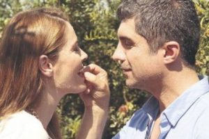 &Ouml;zcan Deniz'in yeni partneri bakın kim...