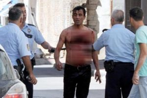 İki kardeş'in k&uuml;f&uuml;r kavgası kanlı bitti