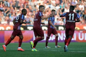 Trabzonspor'un puan kaybına tahamm&uuml;l&uuml; yok!