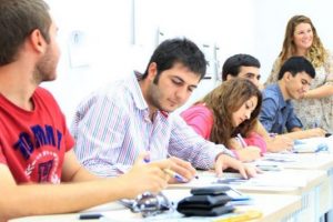 &Uuml;niversiteye yerleşip kayıt yaptıramayanlara ikinci şans