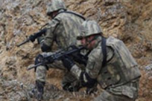 Erzurum'da jandarma ter&ouml;ristlerle &ccedil;atıştı