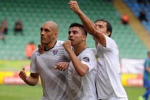 Timsah'ın Rize'de &ccedil;ay keyfi!