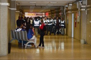 3 polis hakkında tahliye kararı