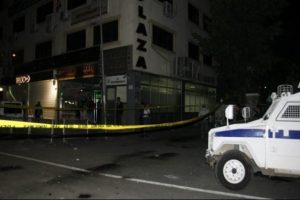 Polise iki ayrı saldırı