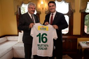 Bursaspor Başkanı B&ouml;l&uuml;kbaşı'ndan D&uuml;ndar'a ziyaret