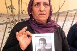 Oğlu i&ccedil;in Kobani'ye gitti