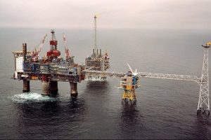 ABD'nin ham petrol ihracı enerji fiyatlarını d&uuml;ş&uuml;recek