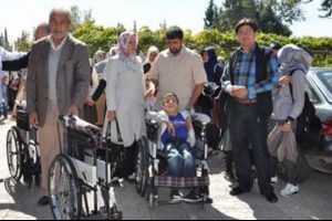 Mavi kapaklar 11 engelliye umut oldu