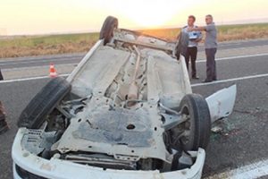 Hakimiyeti kaybetti takla attı