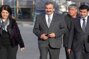 HDP heyeti İmralı'da
