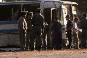 İmzalar atıldı, bombalar patladı