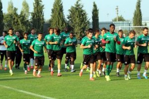 Akigo'nun yenileri takıma ısınıyor