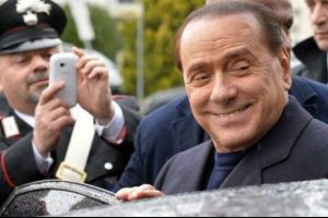Berlusconi'den Erdoğan'a tepki