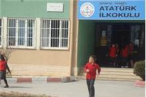 Ortaokul &ouml;ğrencisi derste kalp krizinden &ouml;ld&uuml;