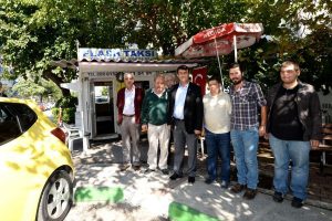 Altıparmak sakinleri camilerini geri istiyor