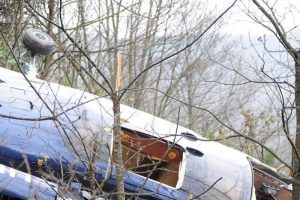 Fransa'da helikopter d&uuml;şt&uuml;: 5 &ouml;l&uuml;