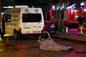 Karşıya ge&ccedil;mek isterken &ouml;ld&uuml;