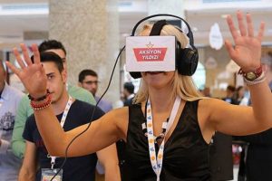 Webit Kongresi'nde sanal ger&ccedil;eklik g&ouml;zl&uuml;ğ&uuml; ilgi g&ouml;rd&uuml;