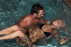 Lady Gaga gelin oluyor