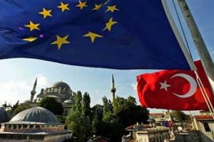 İlerleme Raporu'nda T&uuml;rkiye'ye eleştiri