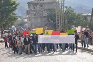 Kobani i&ccedil;in y&uuml;r&uuml;y&uuml;ş ve basın a&ccedil;ıklaması