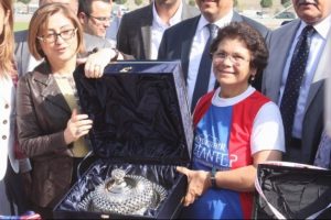 Ayak parmakları yok ama...