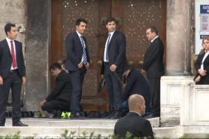 Koruması Erdoğan'ın ayakkabılarını da korudu