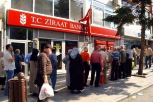 10 milyon emekli isyanda: Ayrım kalksın!