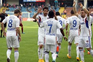 Fırtına 'Kara'lar bağladı!