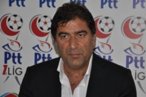 &Uuml;nal Karaman isyan etti