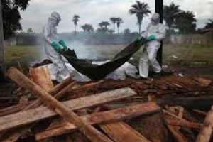 İngiltere'de ebola paniği