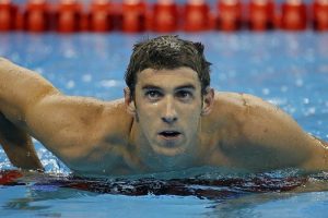 Olimpiyat şampiyonu Phelps'e 6 ay ceza